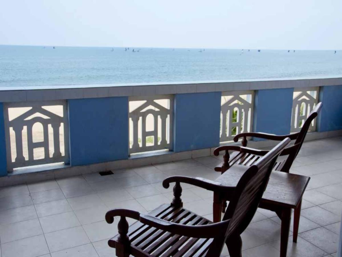 נגומבו The Reef Beach Hotel מראה חיצוני תמונה